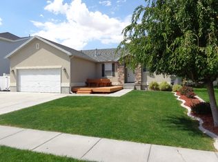 5551 N Geneva Way, Stansbury Park, UT 84074