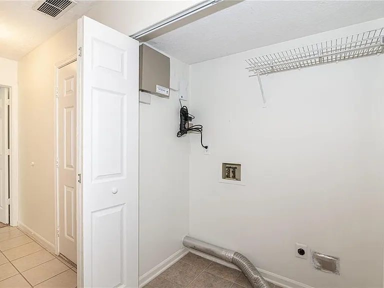 Laundry, Dryer and Washer are included (First Floor)