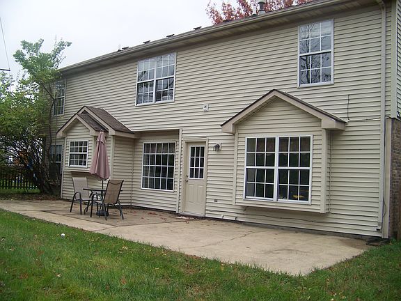 2nd image of 1165 Narrow Ln