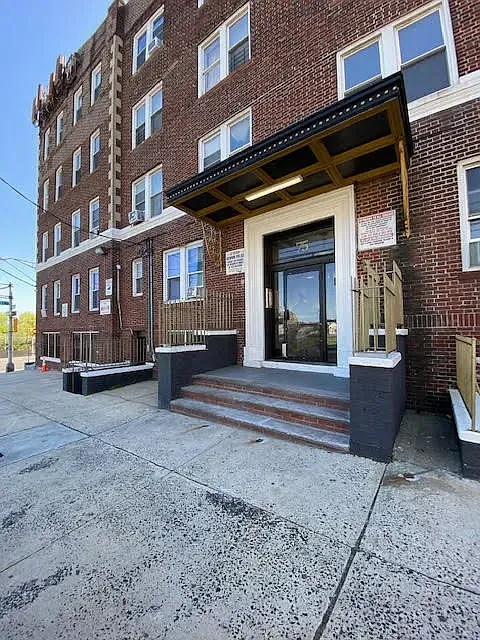 73-81 N 7th St #3
