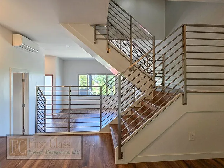 2786 NW Quimby St — Photo 4