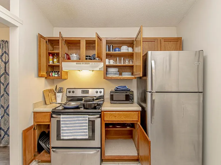 20 Woodhill Dr — Photo 14