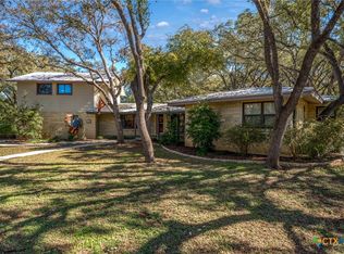 102 Zornia Dr, Castle Hills, TX 78213