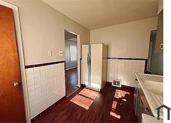 2 bed, 892 sqft, $1,250 — Photo 3