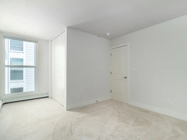 2 Bed / 1 Bath - Bedroom