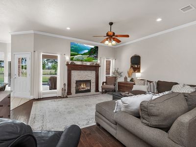 806 N Tejas Dr, Sanger, TX, 76266