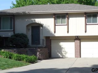 2523 S 161st Cir, Omaha, NE 68130