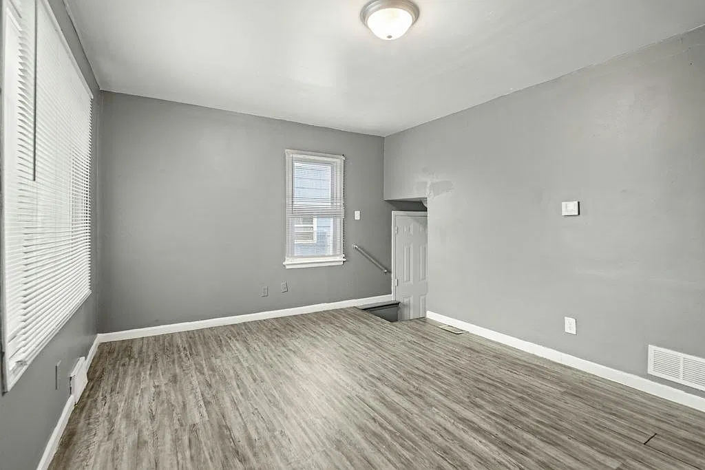 1304 East 18th Avenue, Unit 1304 — Photo 1