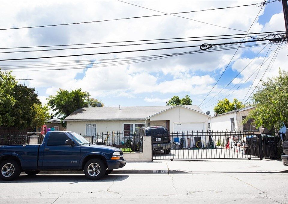 1st image of 11938 Cheshire St