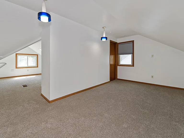5116 Mason St — Photo 13