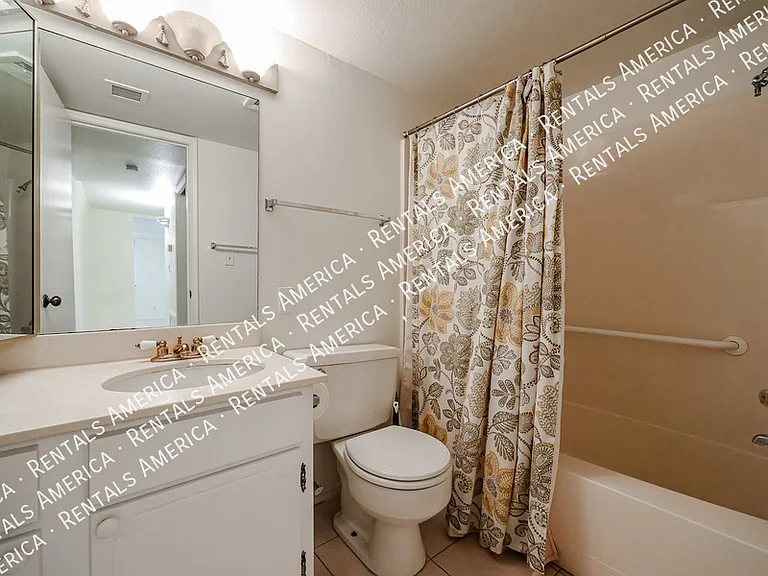 6626 N Majorca Ln W — Photo 11