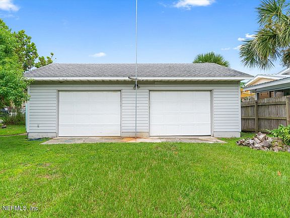 3rd image of 6848 MIDDLETON Avenue