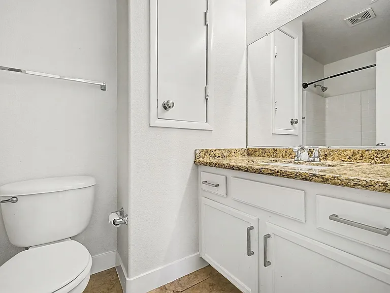 7804 Amulet St — Photo 32