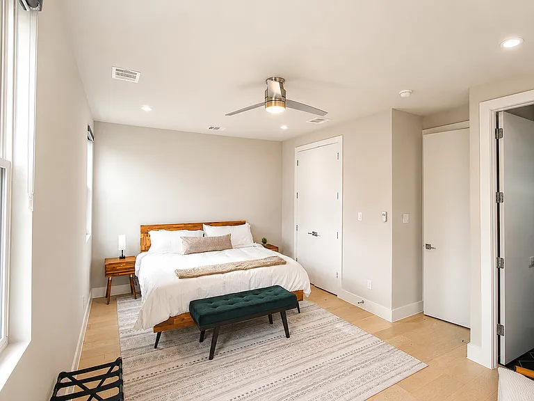 2230 Wycliff Ave #MAIN — Photo 19
