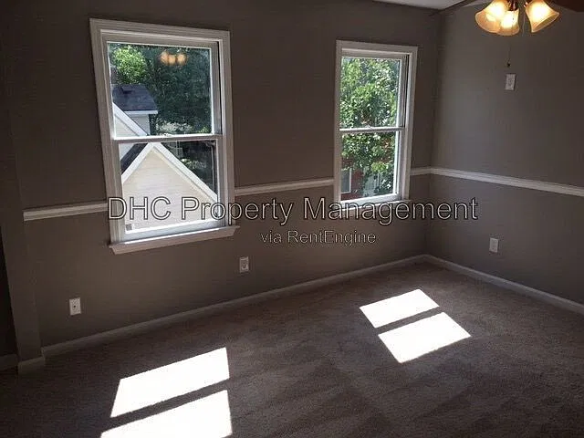 3 bed, 3.0 bath, 2060 sqft, $2,595 — Photo 3