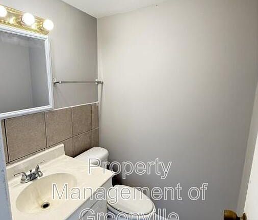 3rd image of 6526 White Horse Rd APT 15F