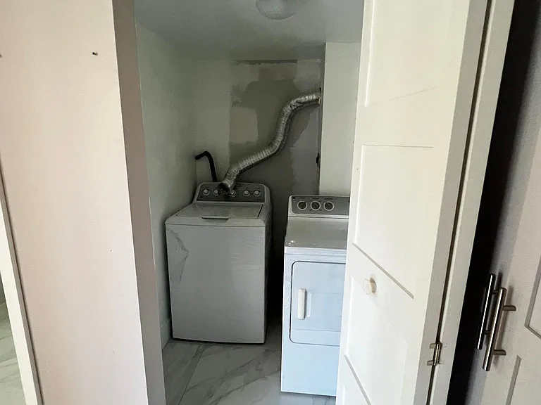 730 Coral Way #302 — Photo 32