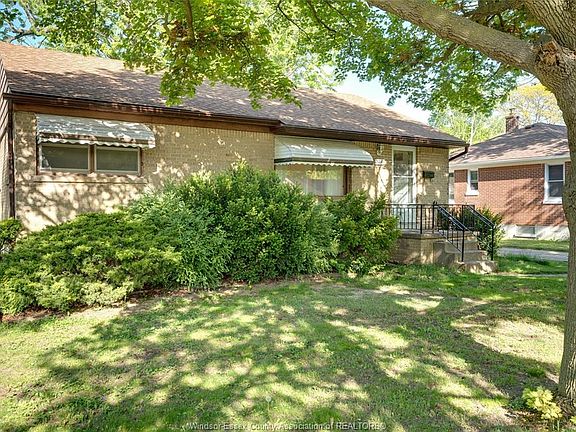 3rd image of 3256 Dominion Blvd