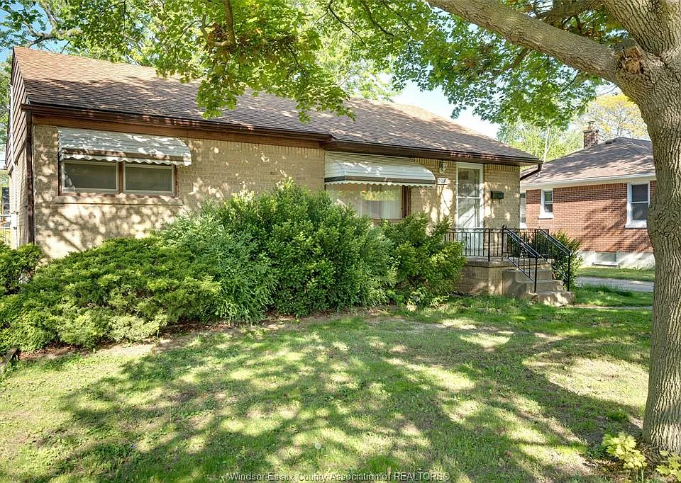 3256 Dominion Blvd