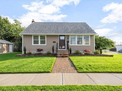 168 Martens Avenue, Valley Stream, NY, 11580