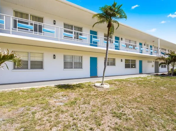 2011 58th Ave N APT 5, Saint Petersburg, FL 33714