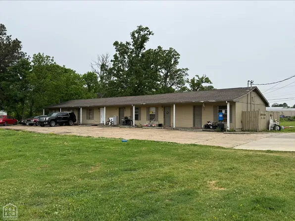 3811 E Highland Dr, Jonesboro, AR 72401