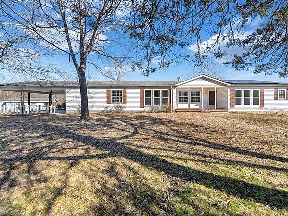 2nd image of 1320 Horseshoe Point Rd