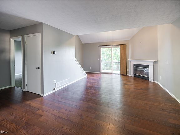 4th image of 4985 Searls Dr NW