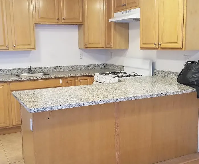 1032 York St #A — Photo 11