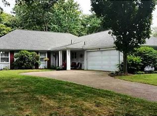 501 Mohawk Dr, Erie, PA 16505