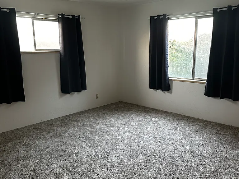 18404 S North Ripon Rd — Photo 9