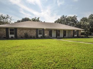 400 Live Oak Dr, Lafayette, LA 70503