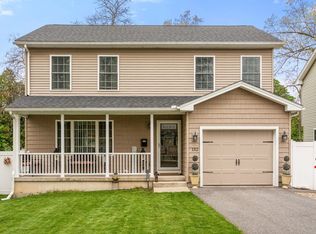152 Ambrose St, Springfield, MA 01109
