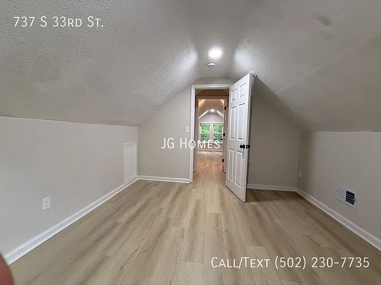 737 S 33rd St — Photo 19