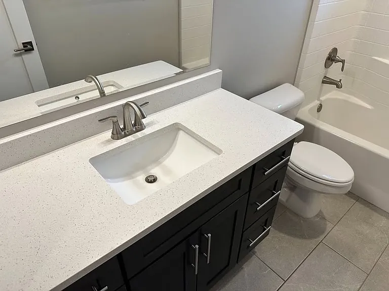 Three Bedroom Red Mountain Vista Town Home — Photo 30