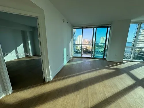 500 Brickell Ave #1502 Photo 1