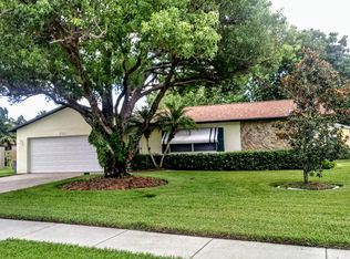 824 Berkshire Dr, Rockledge, FL 32955