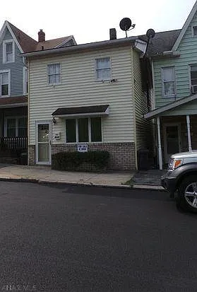 2019 12th Ave — Photo 1