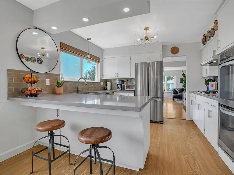 7516 Potrero Ave — Photo 7