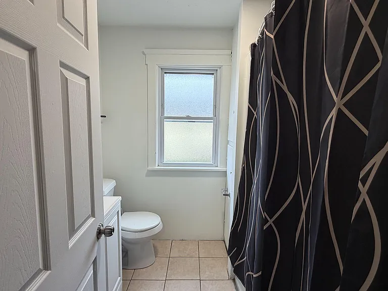 2nd Floor Bathroom