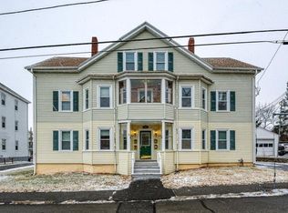 4 Spring St APT 2R, Webster, MA 01570