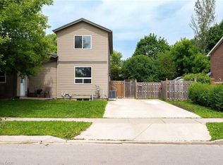 120 Jansen Ave, Kitchener, ON N2A2L7