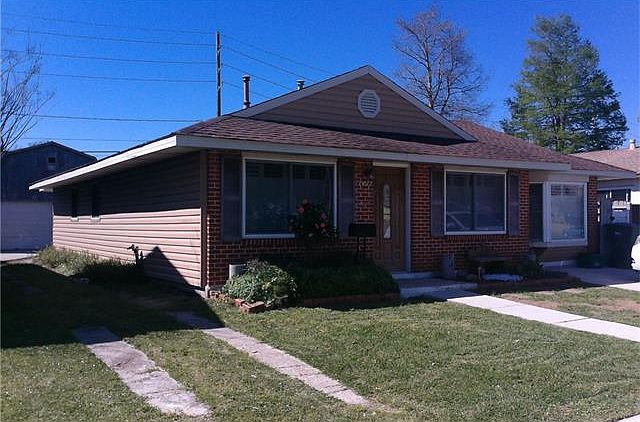 1st image of 3437 W Loyola Dr