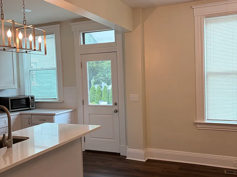 3618 Wabash Ave — Photo 11