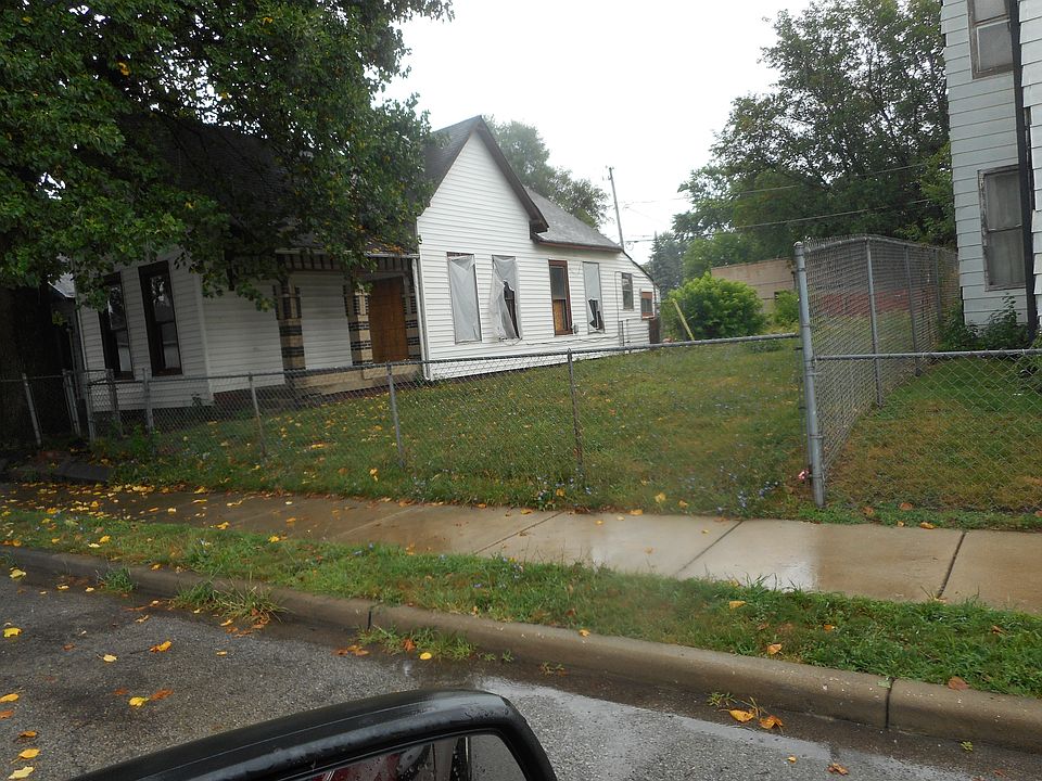 1st image of 225 McKim Ave