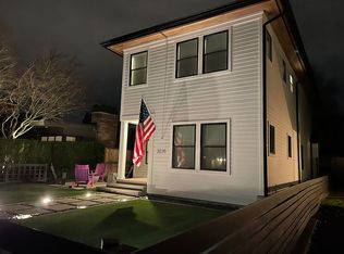 2025 McGilvra Blvd E, Seattle, WA 98112