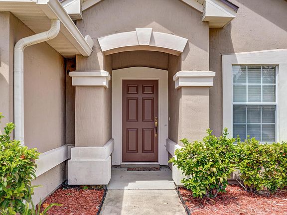 2nd image of 75116 Morning Glen Ct