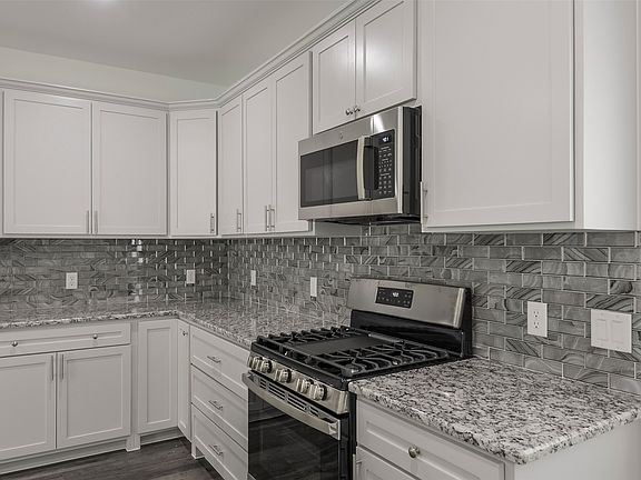 5th image of 2614 Marjorie Ave