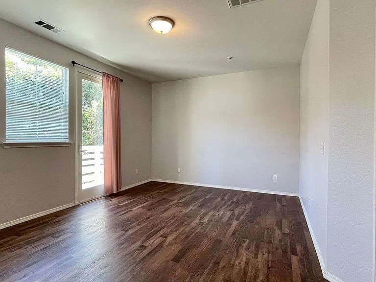 3591 Sacramento Dr #19 — Photo 10