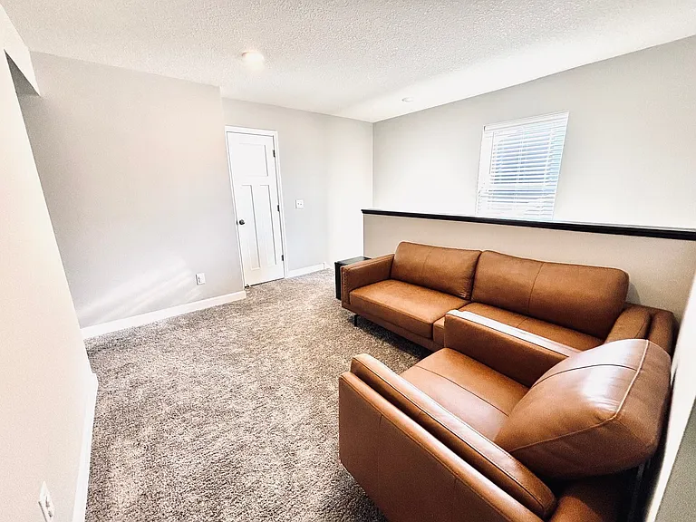 7368 183rd St W — Photo 25